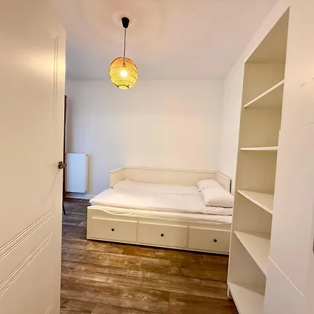 Aluzyjna By Jumpinhere Apartmán
